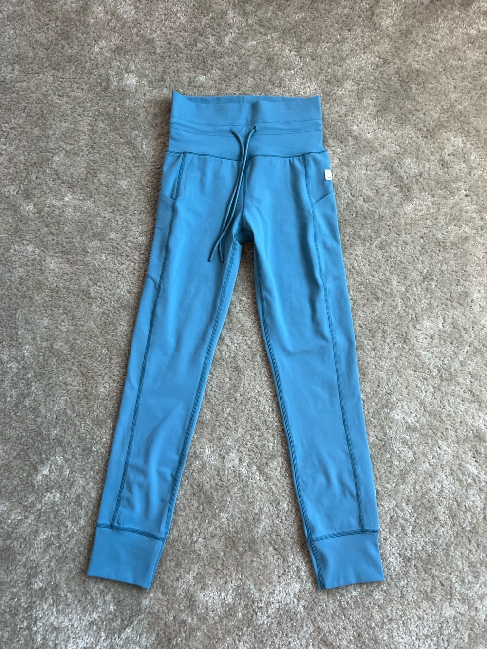 Vuori High-Waist Active Leggings in Sky Blue